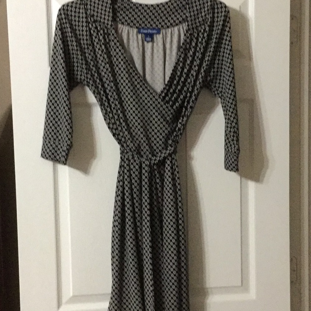 Beautiful Black and Cream Dress